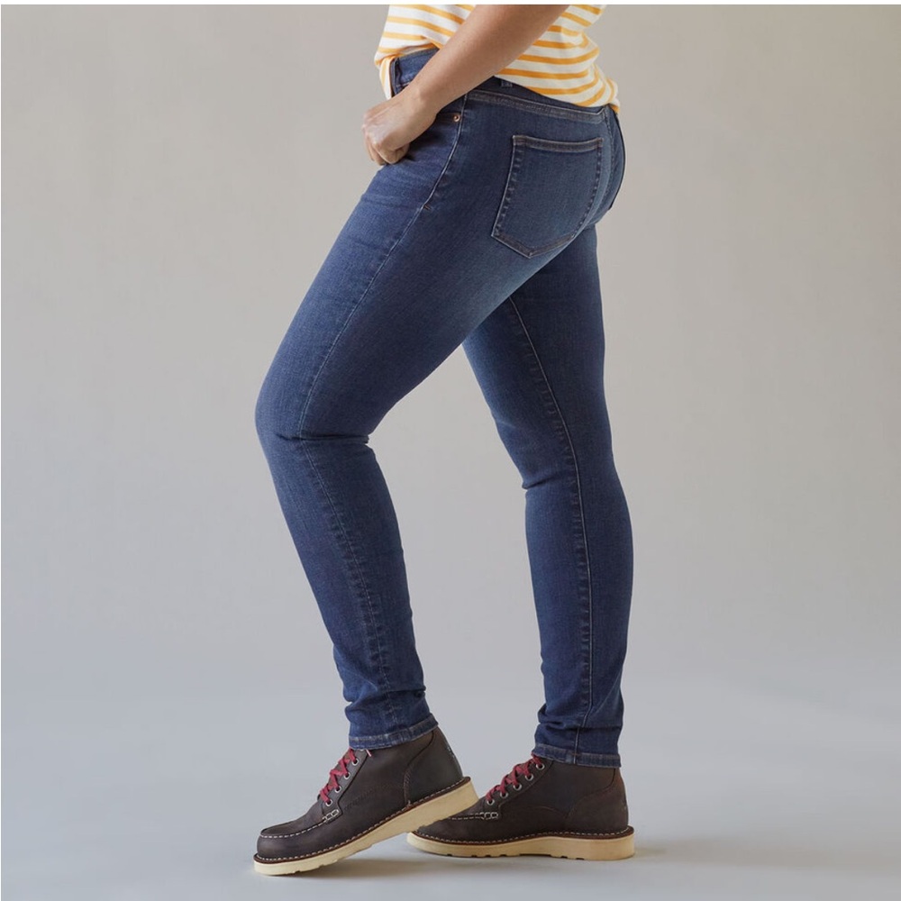 Duluth Trading Co Women's Deep Blue high rise Skinny Jeans women 10 short
